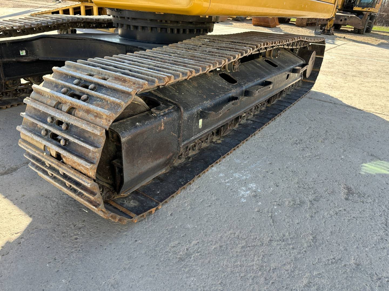 Excavadora de cadenas CAT 323: foto 30