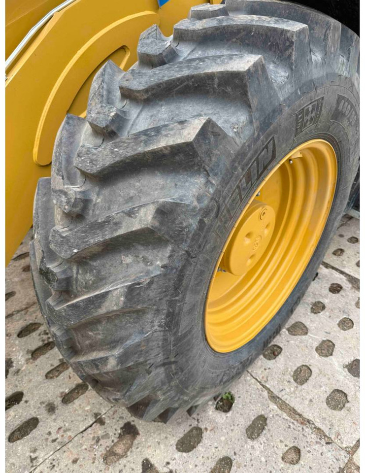 Retroexcavadora CAT 434: foto 27