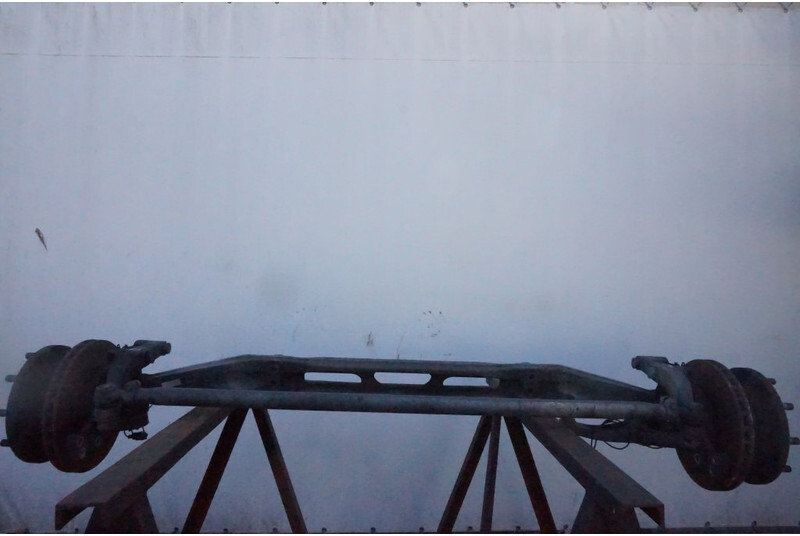 Mercedes-Benz F-8/C22.5 - Eje delantero para Camión: foto 1 Mercedes-Benz F-8/C22.5 - Eje delantero para Camión: foto 1