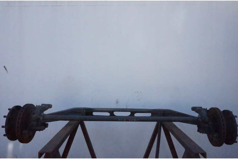 Mercedes-Benz F-8/C22.5 - Eje delantero para Camión: foto 1 Mercedes-Benz F-8/C22.5 - Eje delantero para Camión: foto 1