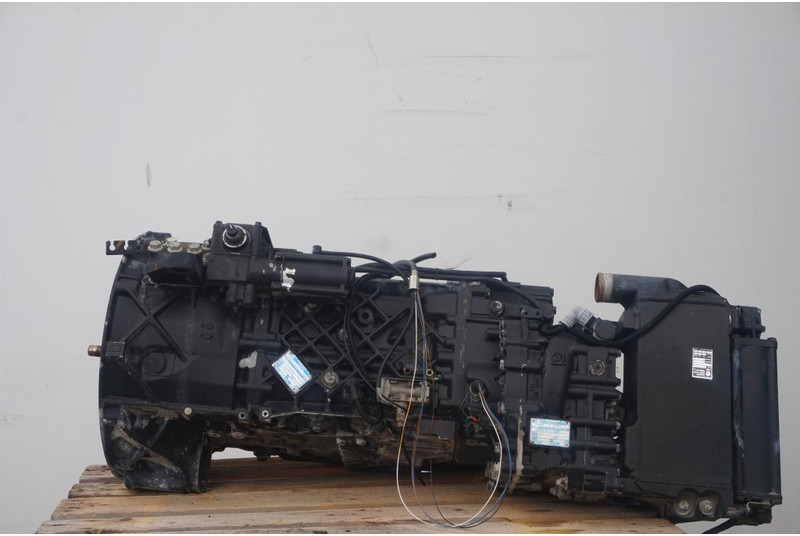 ZF 16S151OD+INT F2000 81.32003-6402 - Caja de cambios para Camión: foto 1 ZF 16S151OD+INT F2000 81.32003-6402 - Caja de cambios para Camión: foto 1