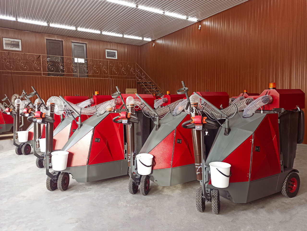 ТІСАВ Street Vacuum Cleaner, Outdoor Vacuum Sweeper, Manufacturer, City Ant - Aspirador industrial: foto 3 ТІСАВ Street Vacuum Cleaner, Outdoor Vacuum Sweeper, Manufacturer, City Ant - Aspirador industrial: foto 3