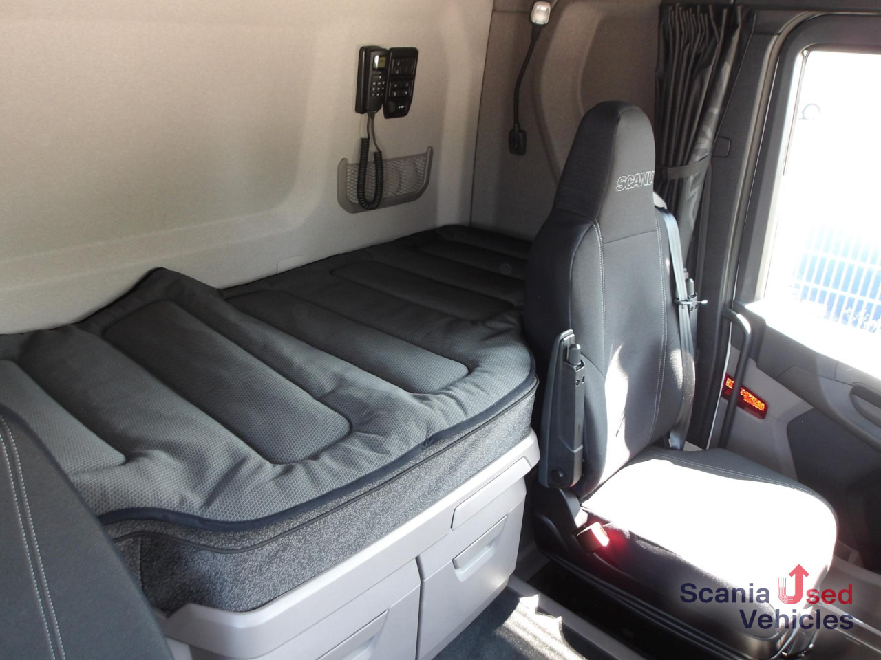 SCANIA R 500 NA - HIGHLINE - 2x TANKs - ACC - SCR - Cabeza tractora: foto 2 SCANIA R 500 NA - HIGHLINE - 2x TANKs - ACC - SCR - Cabeza tractora: foto 2