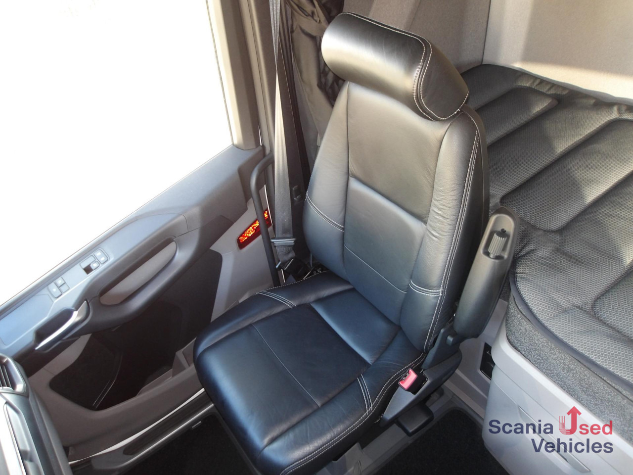 SCANIA S 500 NA - HIGHLINE - 2xTANKs - ACC - Cabeza tractora: foto 2 SCANIA S 500 NA - HIGHLINE - 2xTANKs - ACC - Cabeza tractora: foto 2