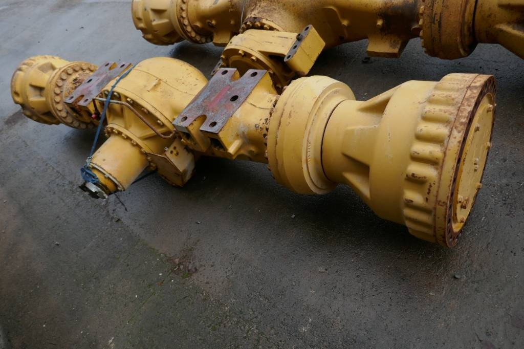 CAT 980G framaxel G1725389 - Eje y piezas para Maquinaria de construcción: foto 2 CAT 980G framaxel G1725389 - Eje y piezas para Maquinaria de construcción: foto 2