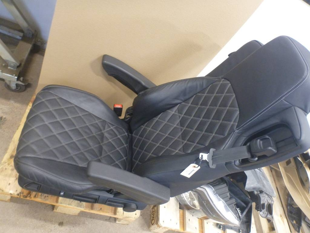 Mercedes-Benz Actros  - Cabina para Camión: foto 1 Mercedes-Benz Actros  - Cabina para Camión: foto 1