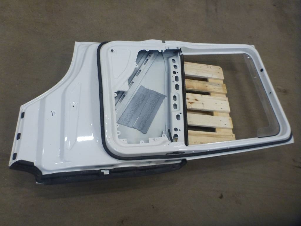 Scania Nextgen Dörr förarsida 2653996 - Cabina para Camión: foto 2 Scania Nextgen Dörr förarsida 2653996 - Cabina para Camión: foto 2