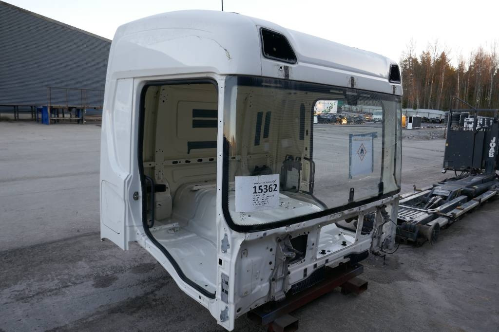 Scania P 410 - Cabina para Camión: foto 1 Scania P 410 - Cabina para Camión: foto 1