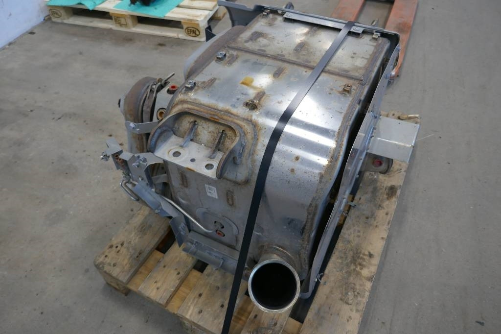 Volvo Ljuddämpare, 21750081 - Bastidor/ Chasis para Camión: foto 5 Volvo Ljuddämpare, 21750081 - Bastidor/ Chasis para Camión: foto 5