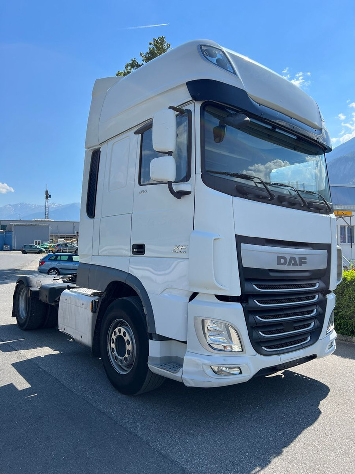 DAF FT XF 460 4x2, E6, PTO, 2x - Cabeza tractora: foto 2 DAF FT XF 460 4x2, E6, PTO, 2x - Cabeza tractora: foto 2