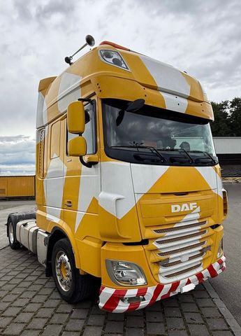 DAF XF460 4x2, Retarder, Euro 6, ALU Felgen - Cabeza tractora: foto 2 DAF XF460 4x2, Retarder, Euro 6, ALU Felgen - Cabeza tractora: foto 2