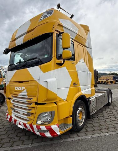 DAF XF460 4x2, Retarder, Euro 6, ALU Felgen - Cabeza tractora: foto 1 DAF XF460 4x2, Retarder, Euro 6, ALU Felgen - Cabeza tractora: foto 1