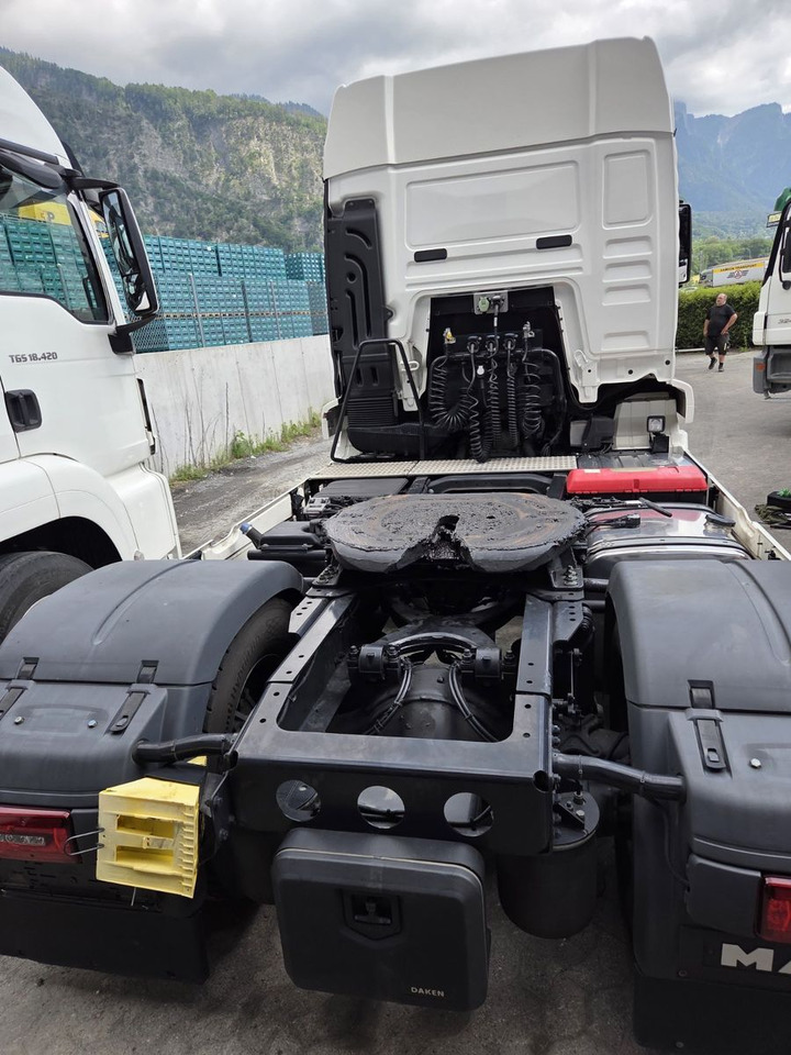MAN TGS 18.420 4x2, E6, ADR - Cabeza tractora: foto 3 MAN TGS 18.420 4x2, E6, ADR - Cabeza tractora: foto 3