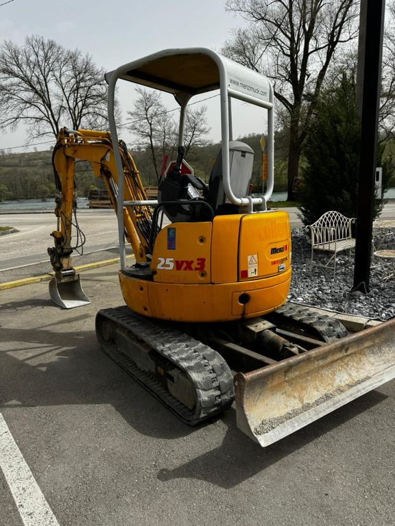 IHI 25VX3, 2.5ton, SWISS Machine IHI 25VX3, 2.5ton, SWISS Machine - Miniexcavadora: foto 2 IHI 25VX3, 2.5ton, SWISS Machine IHI 25VX3, 2.5ton, SWISS Machine - Miniexcavadora: foto 2