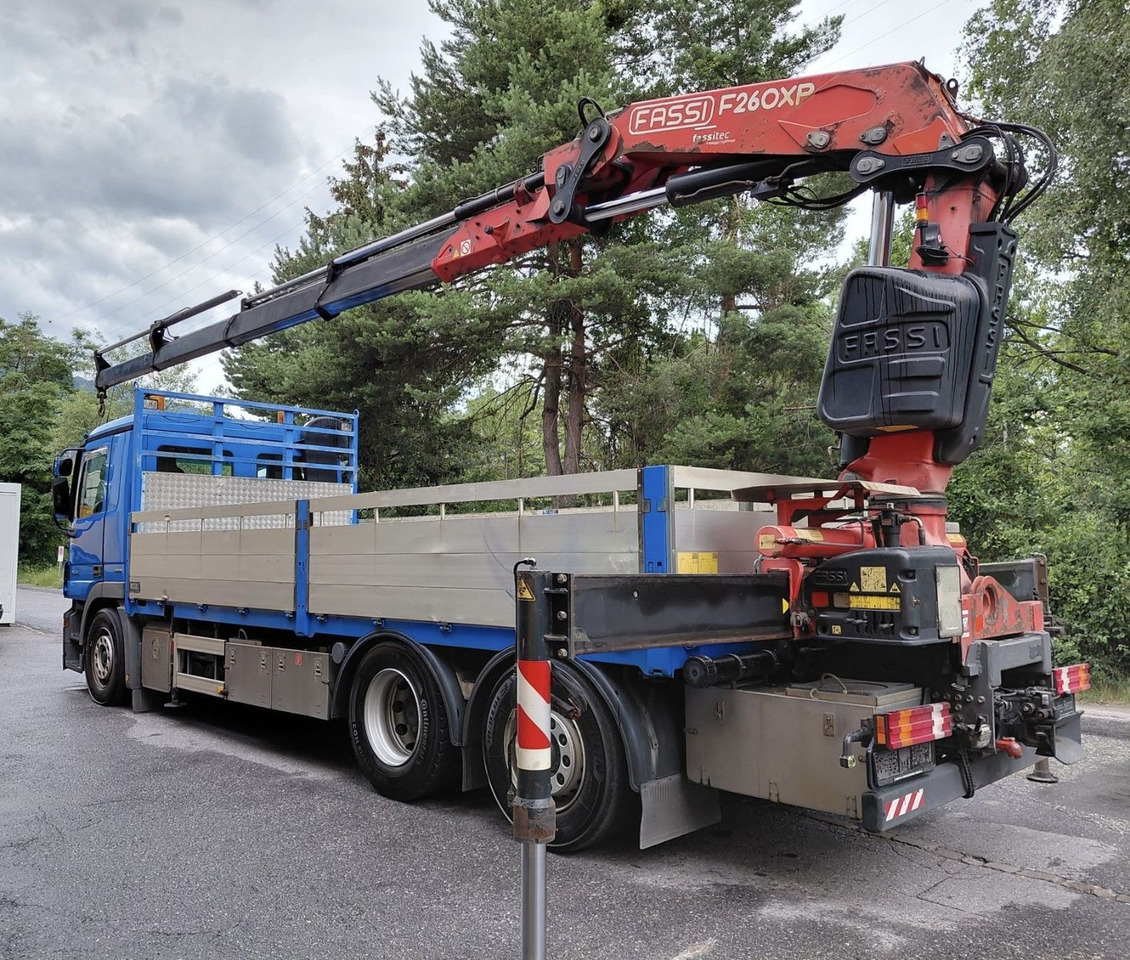 Mercedes-Benz Actros 2544 6x2, E5, EPS, Fassi F260XP, Retarder - Camión grúa: foto 4 Mercedes-Benz Actros 2544 6x2, E5, EPS, Fassi F260XP, Retarder - Camión grúa: foto 4