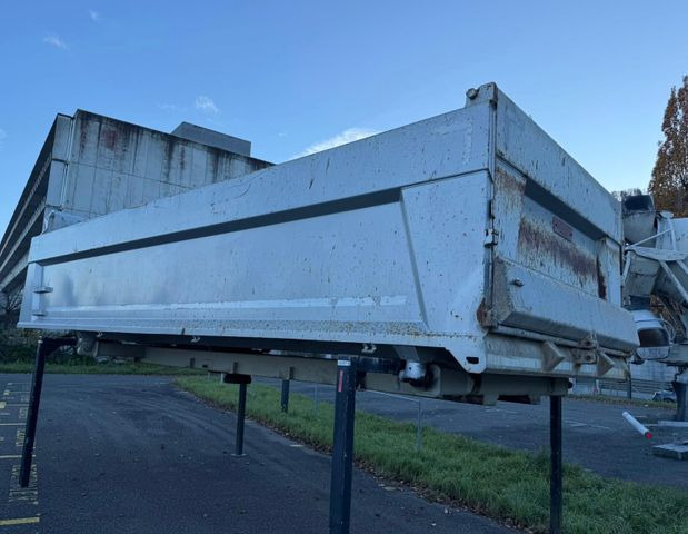 Scania G450 10x4, E6, Wechsel Mischer+Kipper, 2x - Camión hormigonera: foto 5 Scania G450 10x4, E6, Wechsel Mischer+Kipper, 2x - Camión hormigonera: foto 5