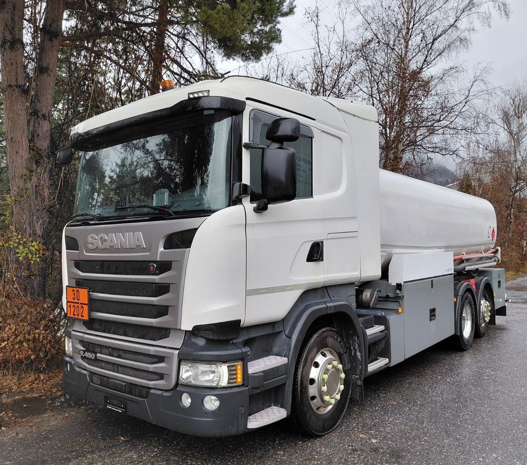Scania R450 LB 6x2, ADR, E6,Schwarzmüller,Diesel/Benzin - Camión cisterna: foto 1 Scania R450 LB 6x2, ADR, E6,Schwarzmüller,Diesel/Benzin - Camión cisterna: foto 1
