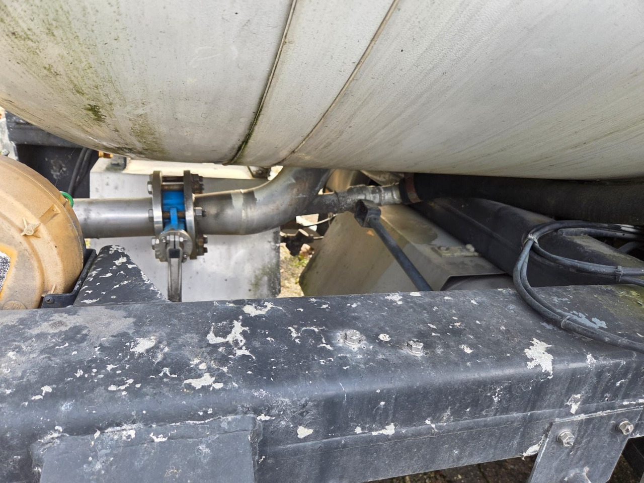 Schwarzmüller TS 3/E, ADR, Bitumen, 1 Kammer - Semirremolque cisterna: foto 5 Schwarzmüller TS 3/E, ADR, Bitumen, 1 Kammer - Semirremolque cisterna: foto 5