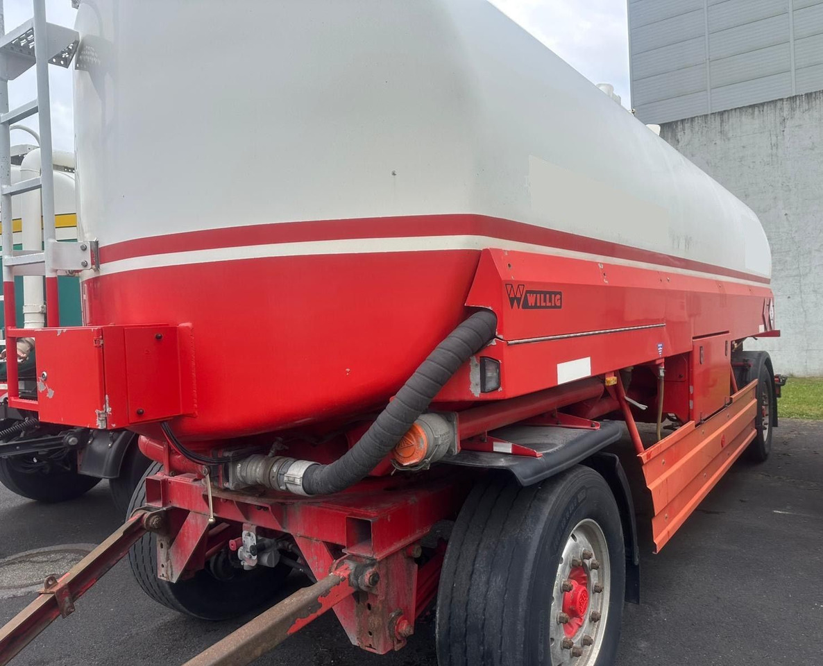 Willig 2 ANH 21.0, ADR, Benzin/Diesel, 19950Lite - Remolque cisterna: foto 1 Willig 2 ANH 21.0, ADR, Benzin/Diesel, 19950Lite - Remolque cisterna: foto 1