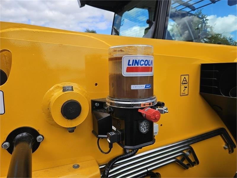 Manipulador telescópico JCB 542-70 AGRI XTRA Centralsmøring: foto 8