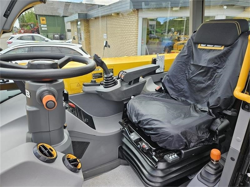 Manipulador telescópico JCB 542-70 AGRI XTRA Centralsmøring: foto 12