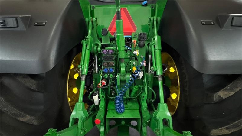 John Deere 8R340 8R340 Ultimate - Tractor: foto 5 John Deere 8R340 8R340 Ultimate - Tractor: foto 5