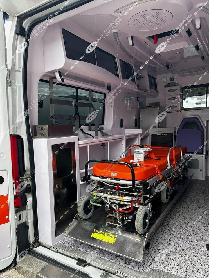 FIAT FIAT 290 DUCATO - Ambulancia: foto 3 FIAT FIAT 290 DUCATO - Ambulancia: foto 3