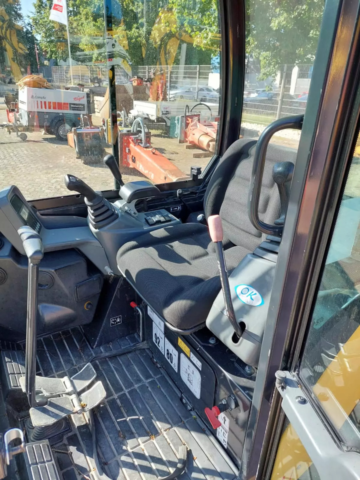 2017 Yanmar SV16 - Miniexcavadora: foto 5 2017 Yanmar SV16 - Miniexcavadora: foto 5