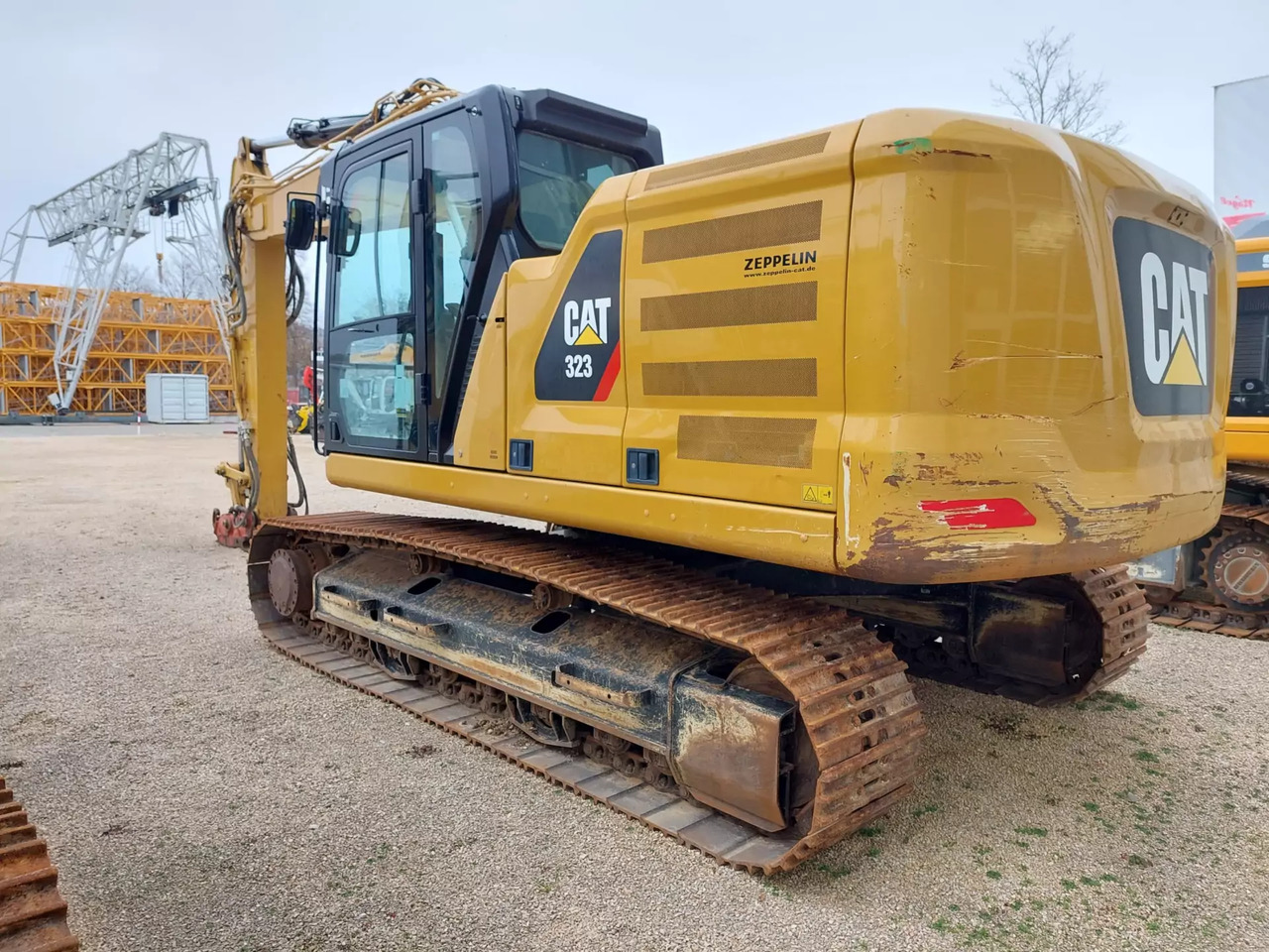 2019 Caterpillar 323 - Excavadora de cadenas: foto 4 2019 Caterpillar 323 - Excavadora de cadenas: foto 4