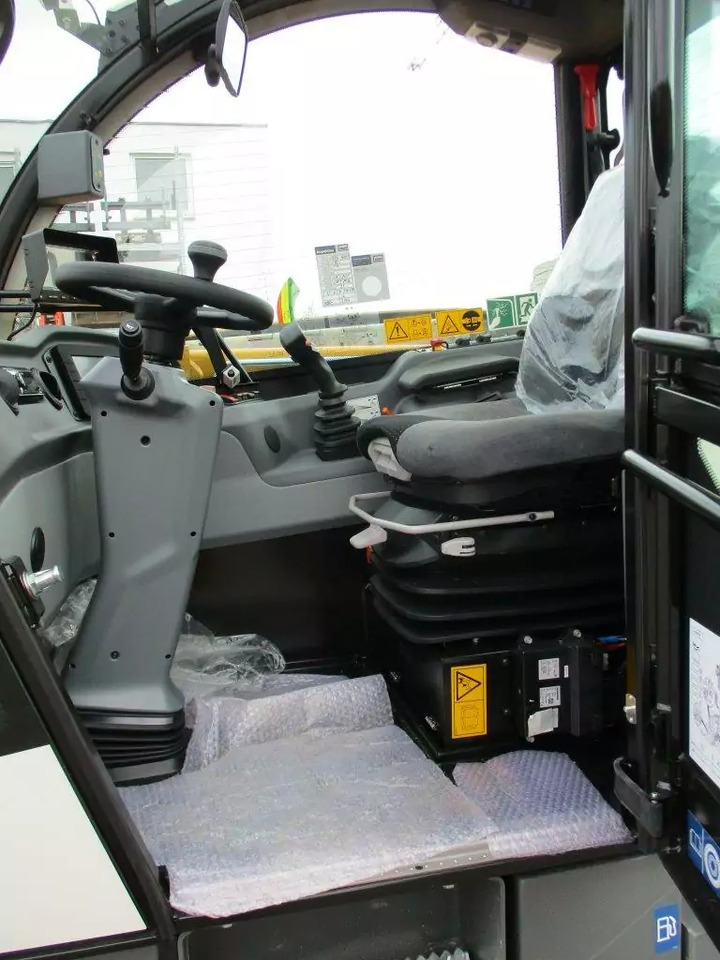 2024 Liebherr T 32-7s - Manipulador telescópico: foto 5 2024 Liebherr T 32-7s - Manipulador telescópico: foto 5