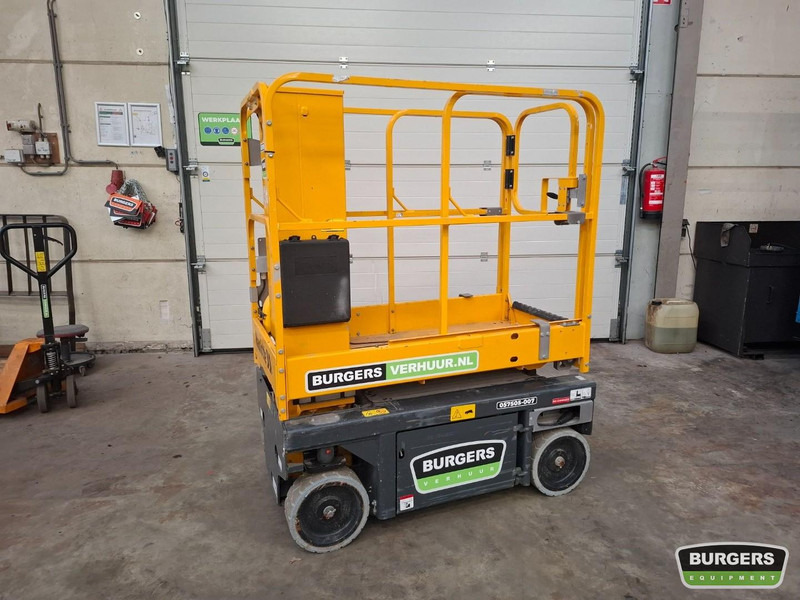 Haulotte Star 6 - Plataforma de mástil vertical: foto 1 Haulotte Star 6 - Plataforma de mástil vertical: foto 1