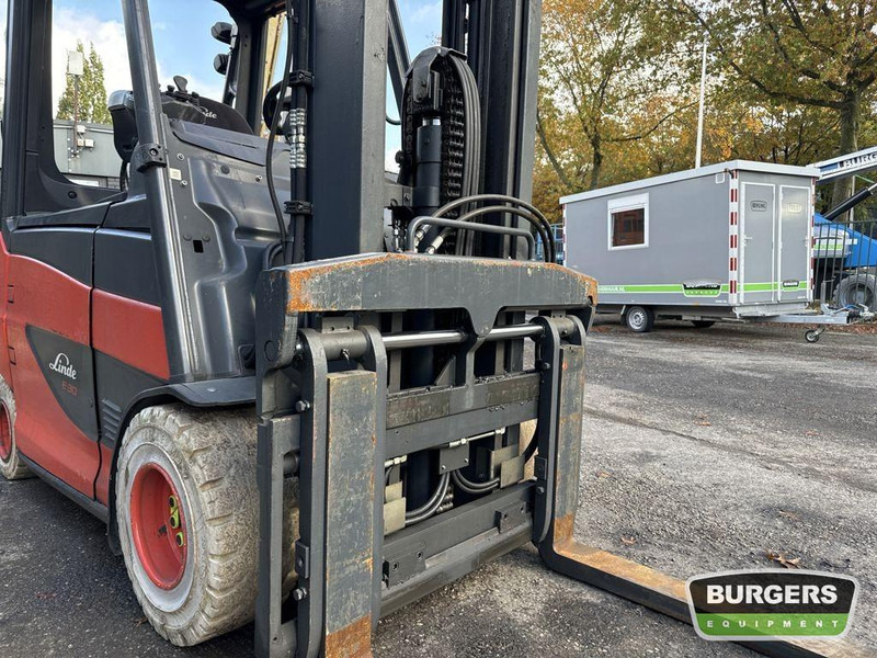 Linde E30H-01 600 - Carretilla elevadora eléctrica: foto 3 Linde E30H-01 600 - Carretilla elevadora eléctrica: foto 3