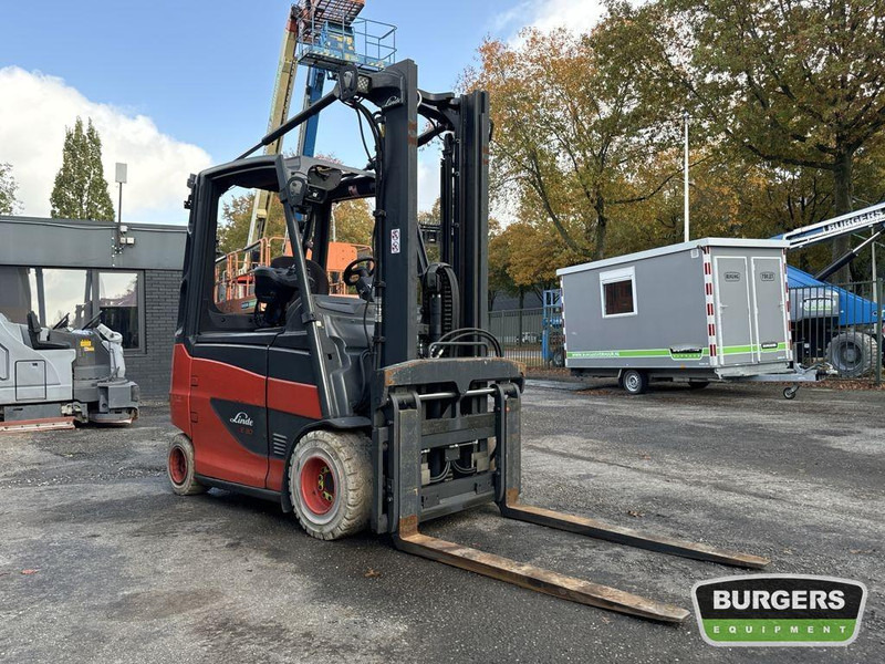 Linde E30H-01 600 - Carretilla elevadora eléctrica: foto 5 Linde E30H-01 600 - Carretilla elevadora eléctrica: foto 5