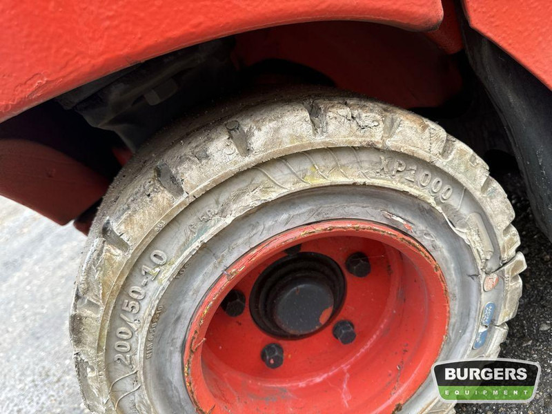 Linde E30H-01 600 - Carretilla elevadora eléctrica: foto 5 Linde E30H-01 600 - Carretilla elevadora eléctrica: foto 5