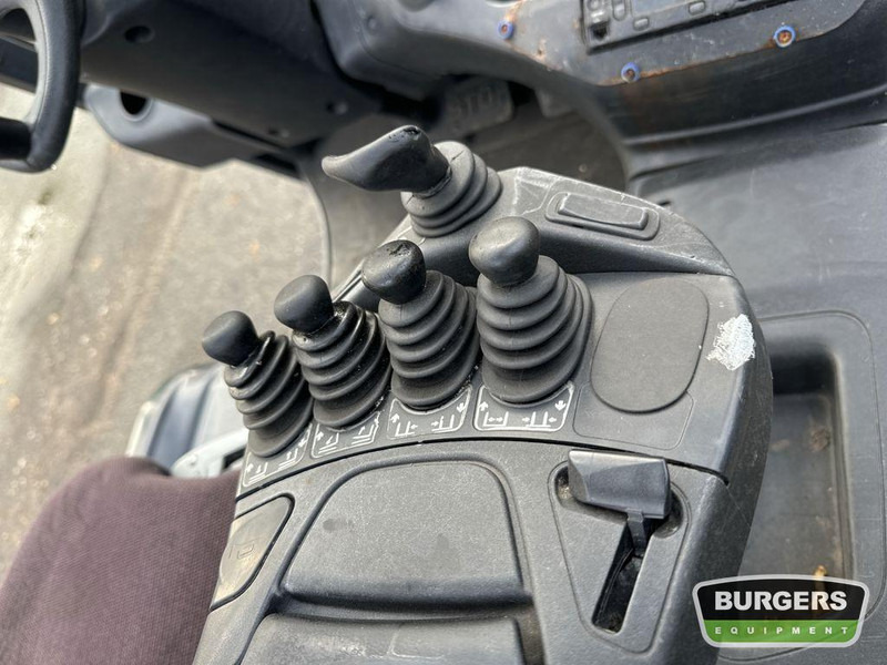 Linde E30H-01 600 - Carretilla elevadora eléctrica: foto 2 Linde E30H-01 600 - Carretilla elevadora eléctrica: foto 2