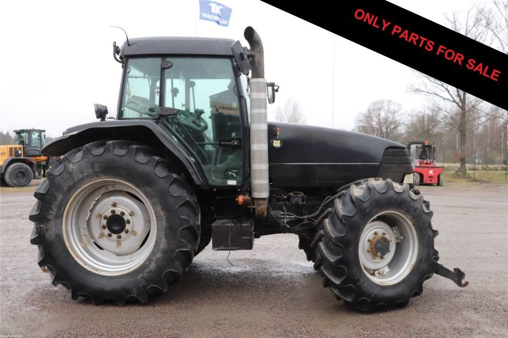Case MX135. Dismantled: only spare parts - Tractor: foto 1 Case MX135. Dismantled: only spare parts - Tractor: foto 1