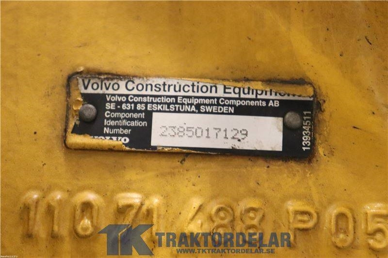 Volvo L 70 D Framvagn  - Eje y piezas para Maquinaria de construcción: foto 3 Volvo L 70 D Framvagn  - Eje y piezas para Maquinaria de construcción: foto 3