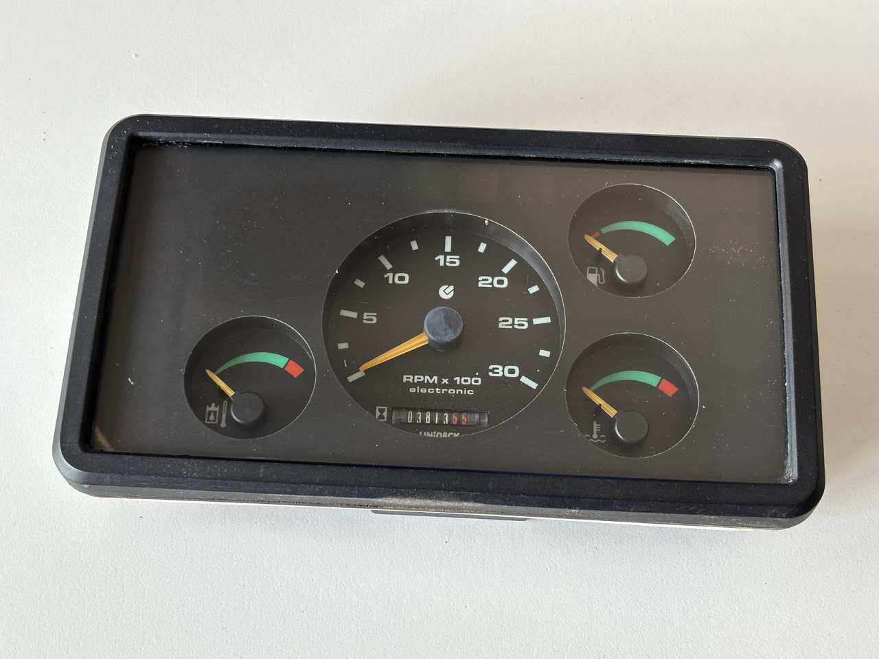 Bobcat T Licznik Speedometr UNIDECK Prędkościomierz - Salpicadero para Maquinaria agrícola: foto 1 Bobcat T Licznik Speedometr UNIDECK Prędkościomierz - Salpicadero para Maquinaria agrícola: foto 1