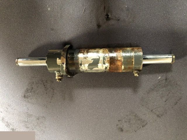 Carraro Siłownik Skrętu - Cilindro hidráulico para Maquinaria agrícola: foto 1 Carraro Siłownik Skrętu - Cilindro hidráulico para Maquinaria agrícola: foto 1