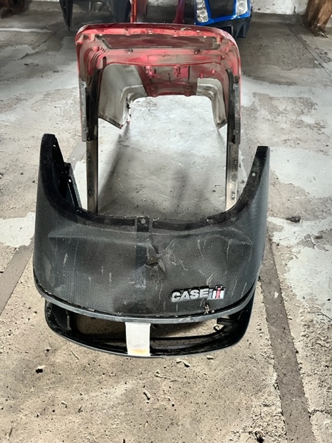 Case Farmall Grill Kratka chłodnicy 84350111 - Parrilla para Tractor: foto 1 Case Farmall Grill Kratka chłodnicy 84350111 - Parrilla para Tractor: foto 1