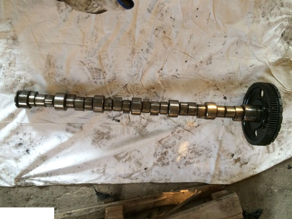 Caterpillar c15 Wałek Rozrządu Cummins 162-0681 - Árbol de levas para Maquinaria agrícola: foto 1 Caterpillar c15 Wałek Rozrządu Cummins 162-0681 - Árbol de levas para Maquinaria agrícola: foto 1