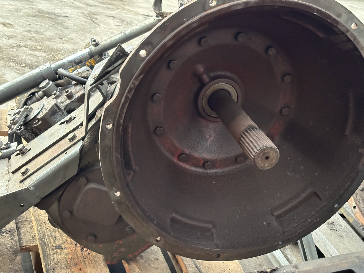 Claas 480 Wałek Napędu Skrzyni Biegów 0007694080 0006379471 0006376880 - Palier para Maquinaria agrícola: foto 2 Claas 480 Wałek Napędu Skrzyni Biegów 0007694080 0006379471 0006376880 - Palier para Maquinaria agrícola: foto 2