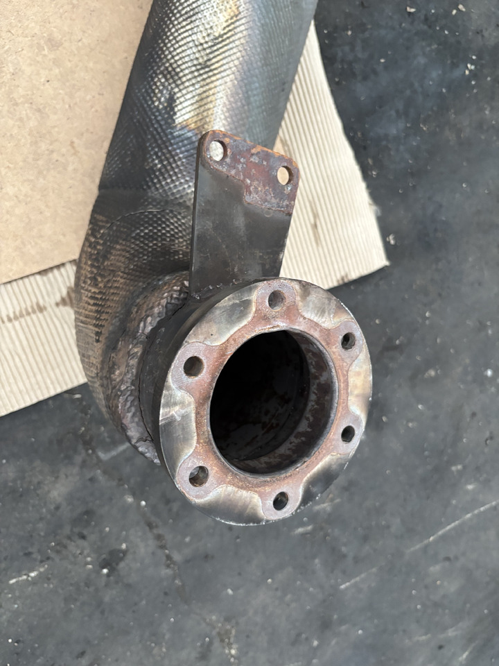 Claas Lexion 780 Rura Wydechowa Wydech EXHAUST PIPE ISO 0007804091 00 07819781 - Tubo de escape para Cosechadora de granos: foto 2 Claas Lexion 780 Rura Wydechowa Wydech EXHAUST PIPE ISO 0007804091 00 07819781 - Tubo de escape para Cosechadora de granos: foto 2