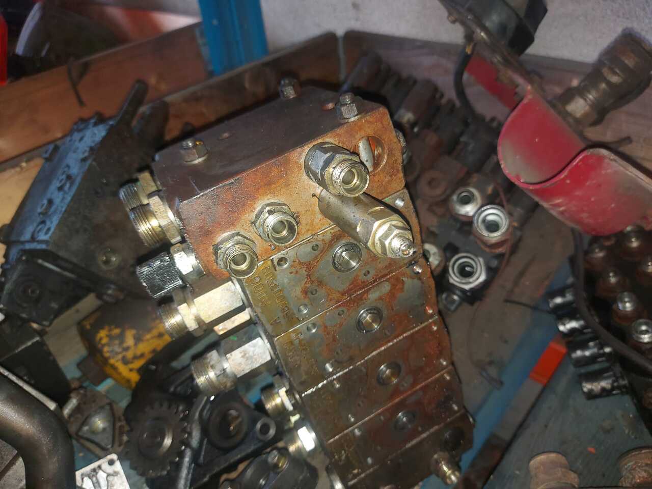 Claas Targo rozdzielacz częśc - Válvula hidráulica para Maquinaria agrícola: foto 1 Claas Targo rozdzielacz częśc - Válvula hidráulica para Maquinaria agrícola: foto 1