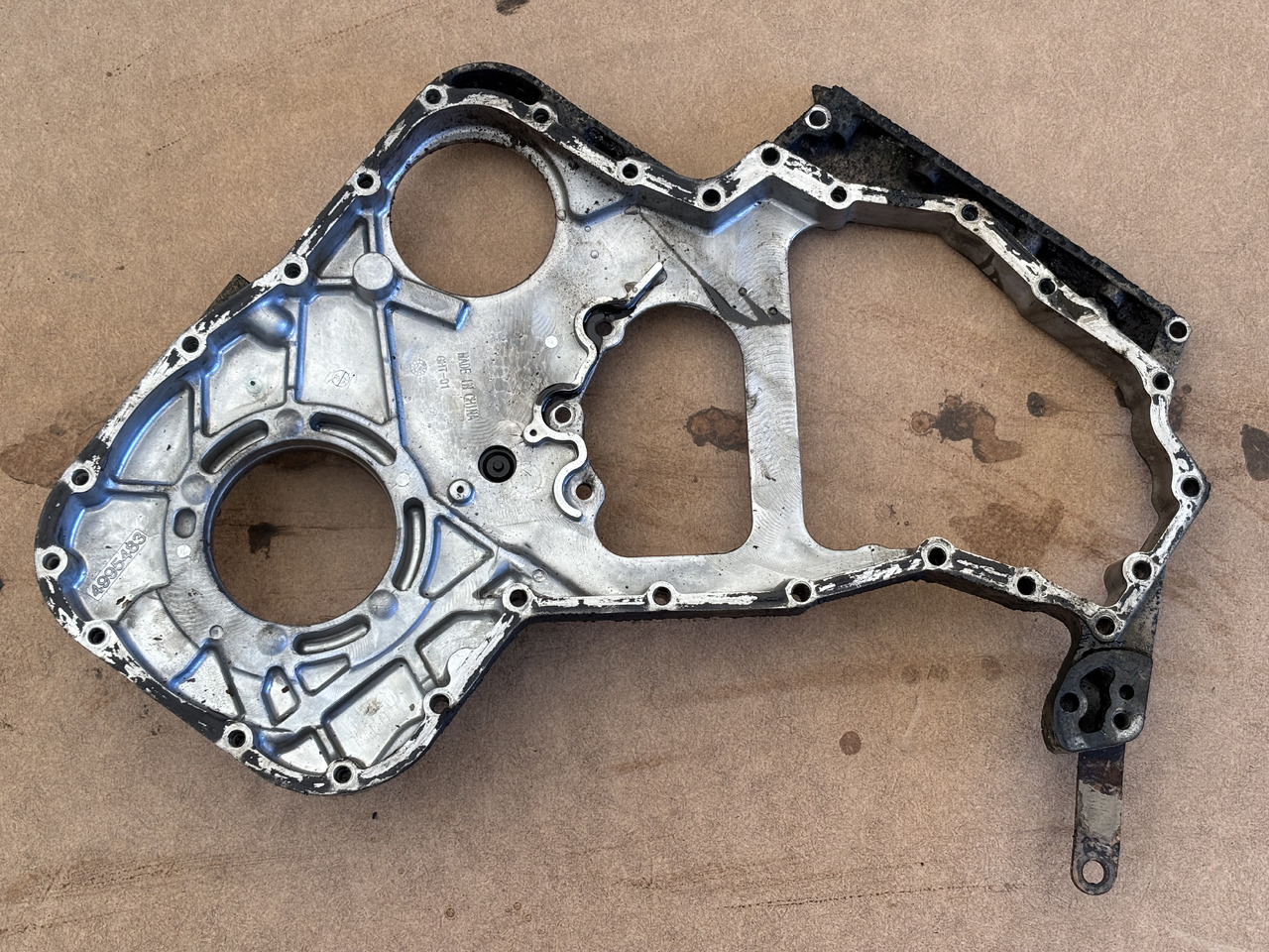 Cummins 6CT 6CT8.3 6C8.3 Obudowa koła zębatego Wałka rozrządu 4992991 4995483 - Árbol de levas para Maquinaria agrícola: foto 1 Cummins 6CT 6CT8.3 6C8.3 Obudowa koła zębatego Wałka rozrządu 4992991 4995483 - Árbol de levas para Maquinaria agrícola: foto 1