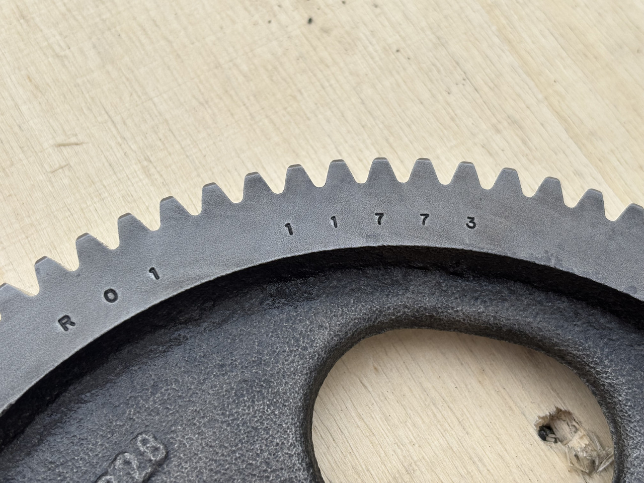 Cummins 8.3 6CT 6CTA 6CTAA Koło zębate wałka rozrządu 3918777 3907677 3917328 3901967 ORYGINAŁ - Árbol de levas para Maquinaria agrícola: foto 4 Cummins 8.3 6CT 6CTA 6CTAA Koło zębate wałka rozrządu 3918777 3907677 3917328 3901967 ORYGINAŁ - Árbol de levas para Maquinaria agrícola: foto 4