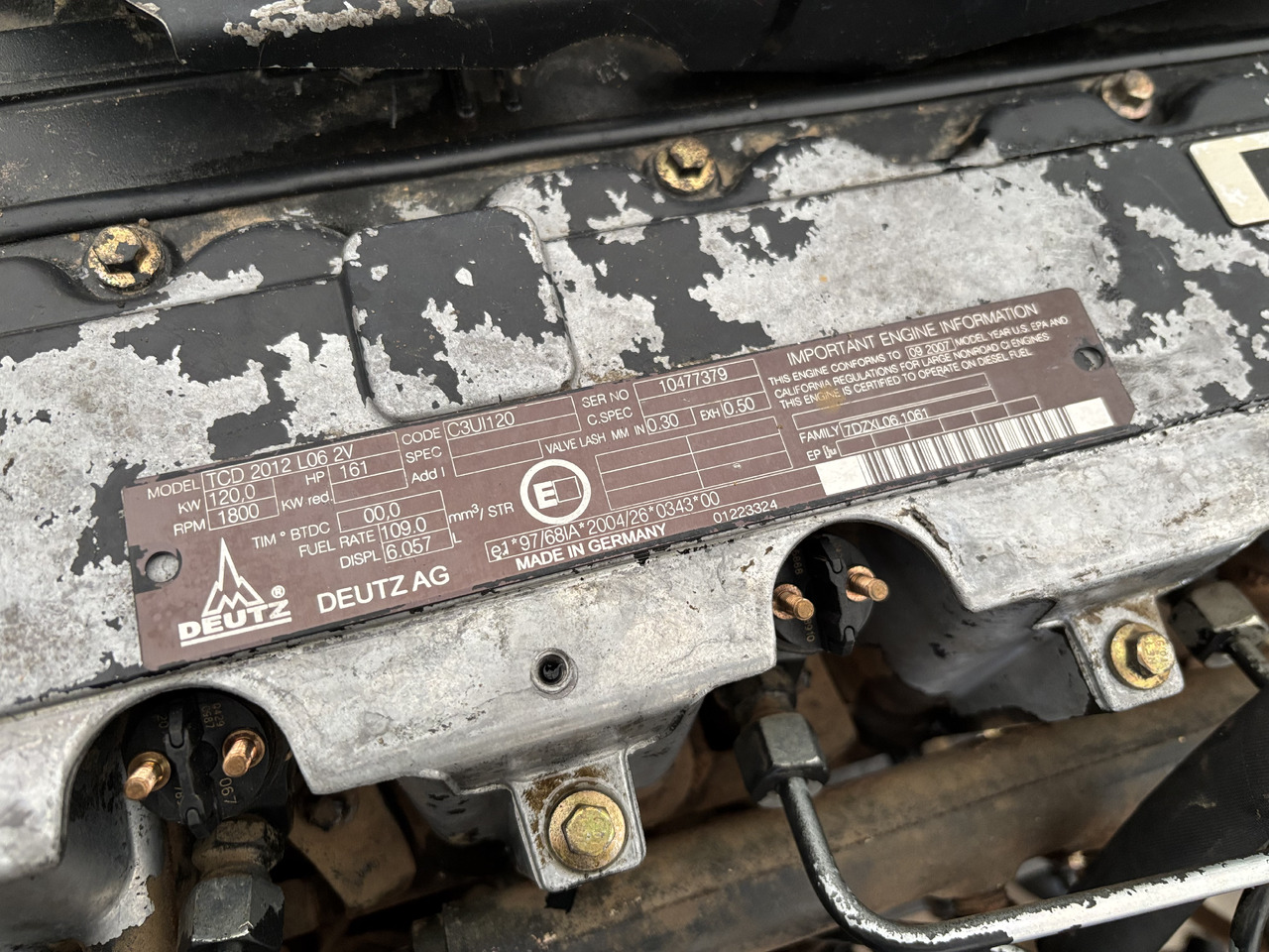 Deutz TCD 2012 L06 2V TCD2012L062V C3UI120 Silnik KOMPLETNY 04289543R GP1022511 - Motor y piezas para Maquinaria de construcción: foto 1 Deutz TCD 2012 L06 2V TCD2012L062V C3UI120 Silnik KOMPLETNY 04289543R GP1022511 - Motor y piezas para Maquinaria de construcción: foto 1