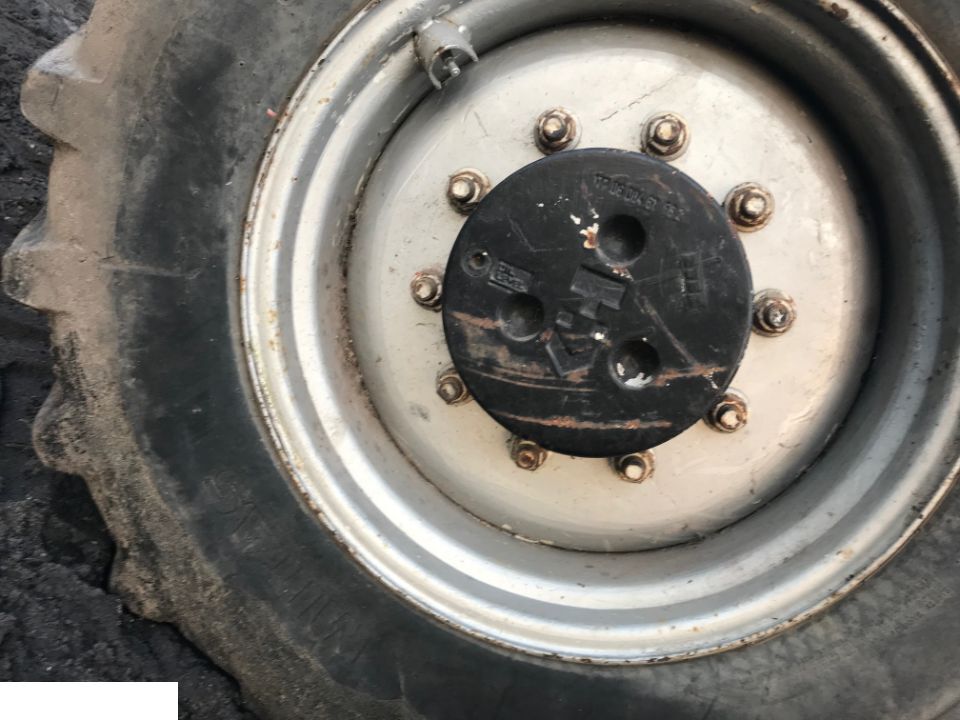 Felgi Manitou 24 Cale 10 Śrub - Llanta para Equipo de manutención: foto 1 Felgi Manitou 24 Cale 10 Śrub - Llanta para Equipo de manutención: foto 1