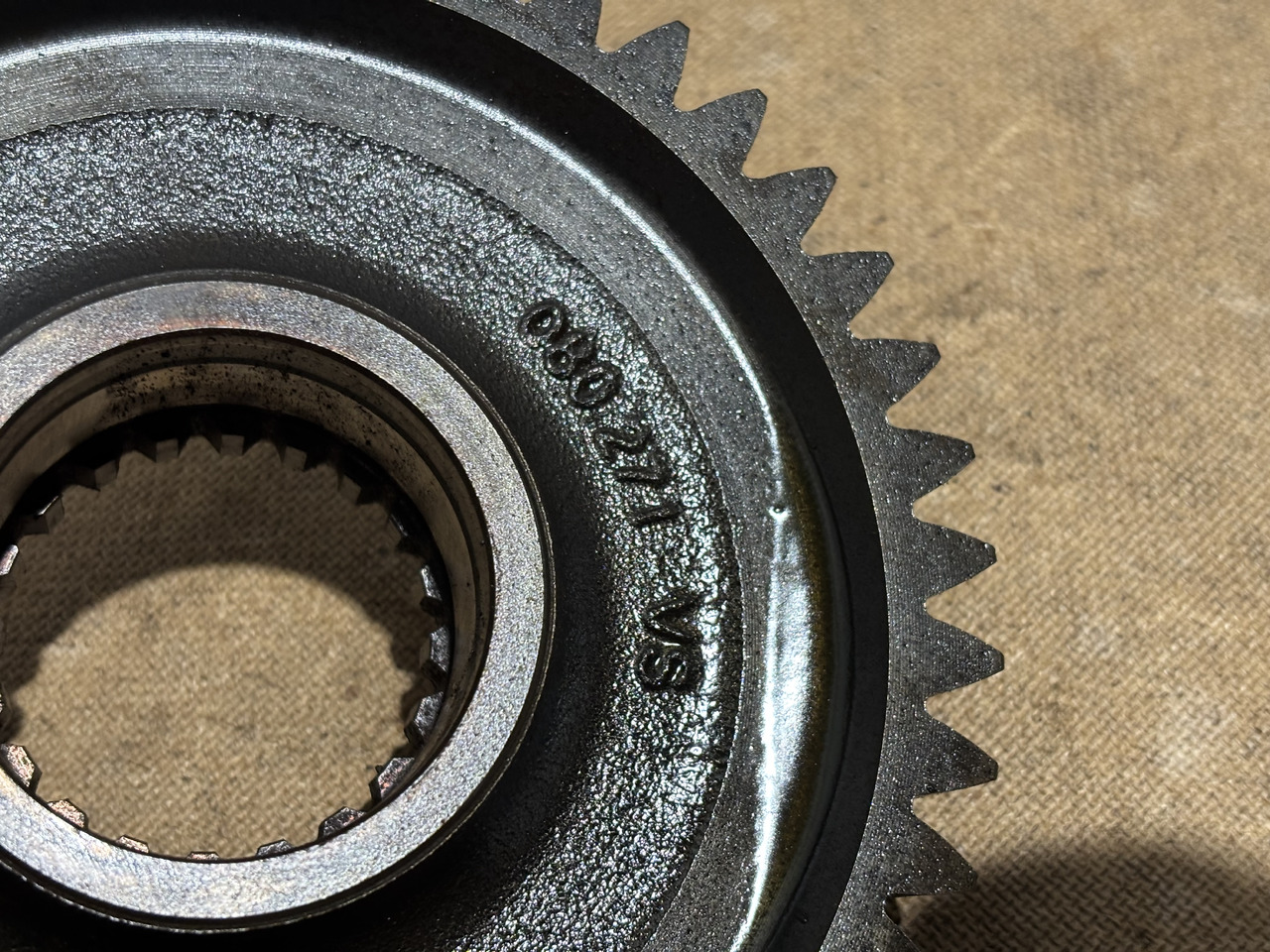 Fendt AGCO 920 924 926 930 Skrzynia Biegów Tryb Koło Zębate Zębatka CZĘŚĆI M934100082040 - Caja de cambios para Maquinaria agrícola: foto 2 Fendt AGCO 920 924 926 930 Skrzynia Biegów Tryb Koło Zębate Zębatka CZĘŚĆI M934100082040 - Caja de cambios para Maquinaria agrícola: foto 2