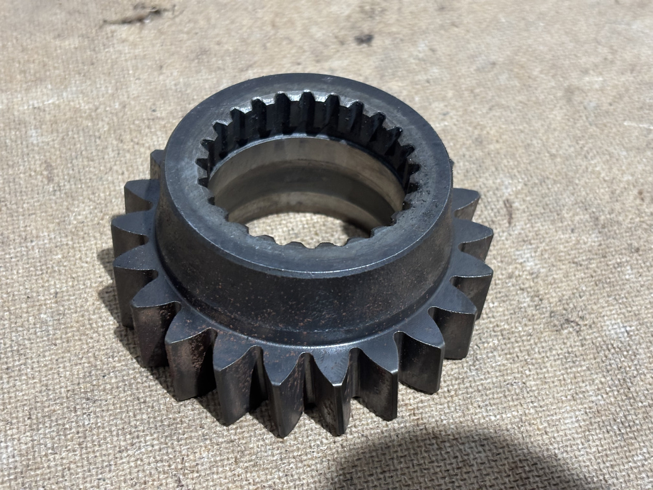 Fendt AGCO 920 924 926 930 Skrzynia Biegów Tryb Koło Zębate Zębatka CZĘŚĆI M934100082040 - Caja de cambios para Maquinaria agrícola: foto 2 Fendt AGCO 920 924 926 930 Skrzynia Biegów Tryb Koło Zębate Zębatka CZĘŚĆI M934100082040 - Caja de cambios para Maquinaria agrícola: foto 2